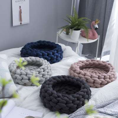 Factory Price Custom Size Handmade Dog Cat Bed Very Soft Cotton Tube Yarn  Pet Bed